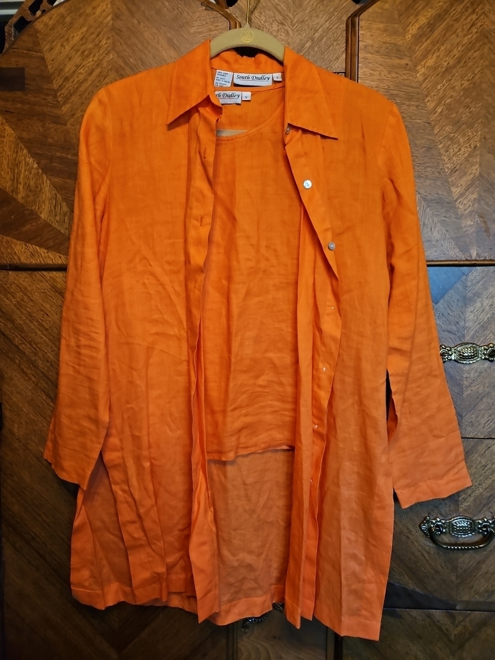 South Dudley Size Small Two Piece 100%  Vibrant Orange Linen Button-Up with Tank